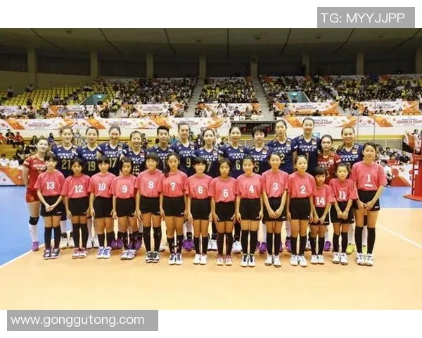 重庆排球队与杭州排球队赛后战术分析与复盘探讨